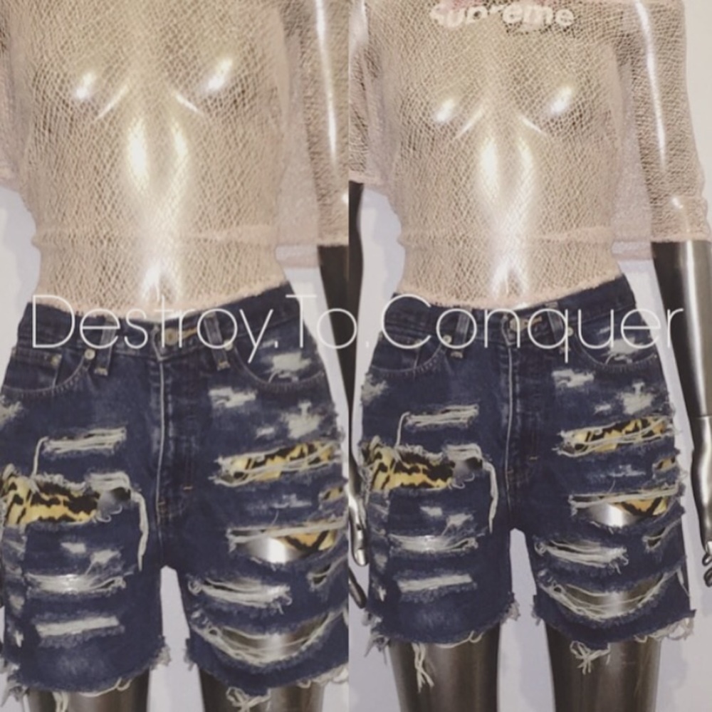 Vintage tommy cutoff distressed Jean shorts